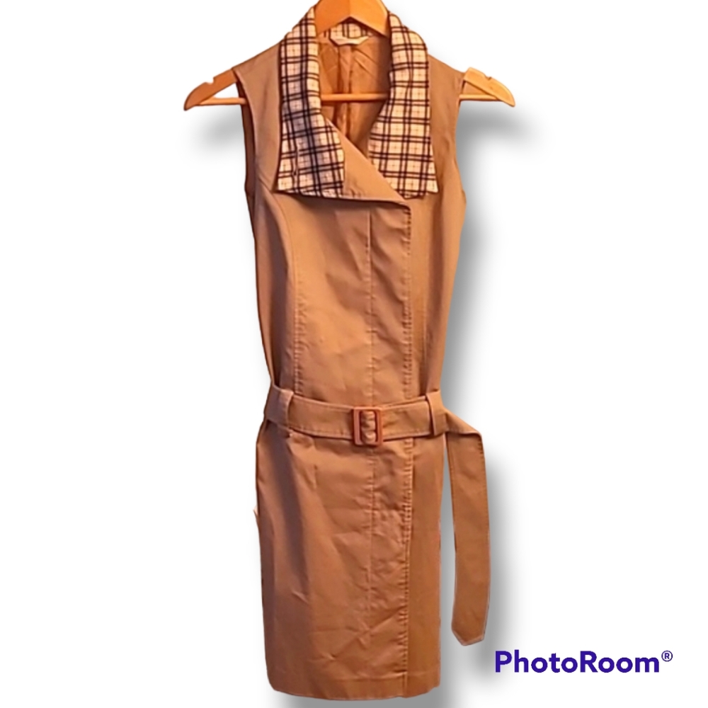 Kinloch Anderson Scotland Tan Sleeveless Belted Dress